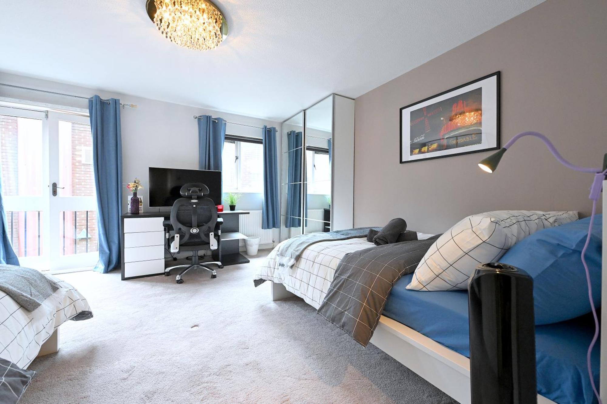 3 Bedroom House In Euston, Patio & Bbq * Лондон