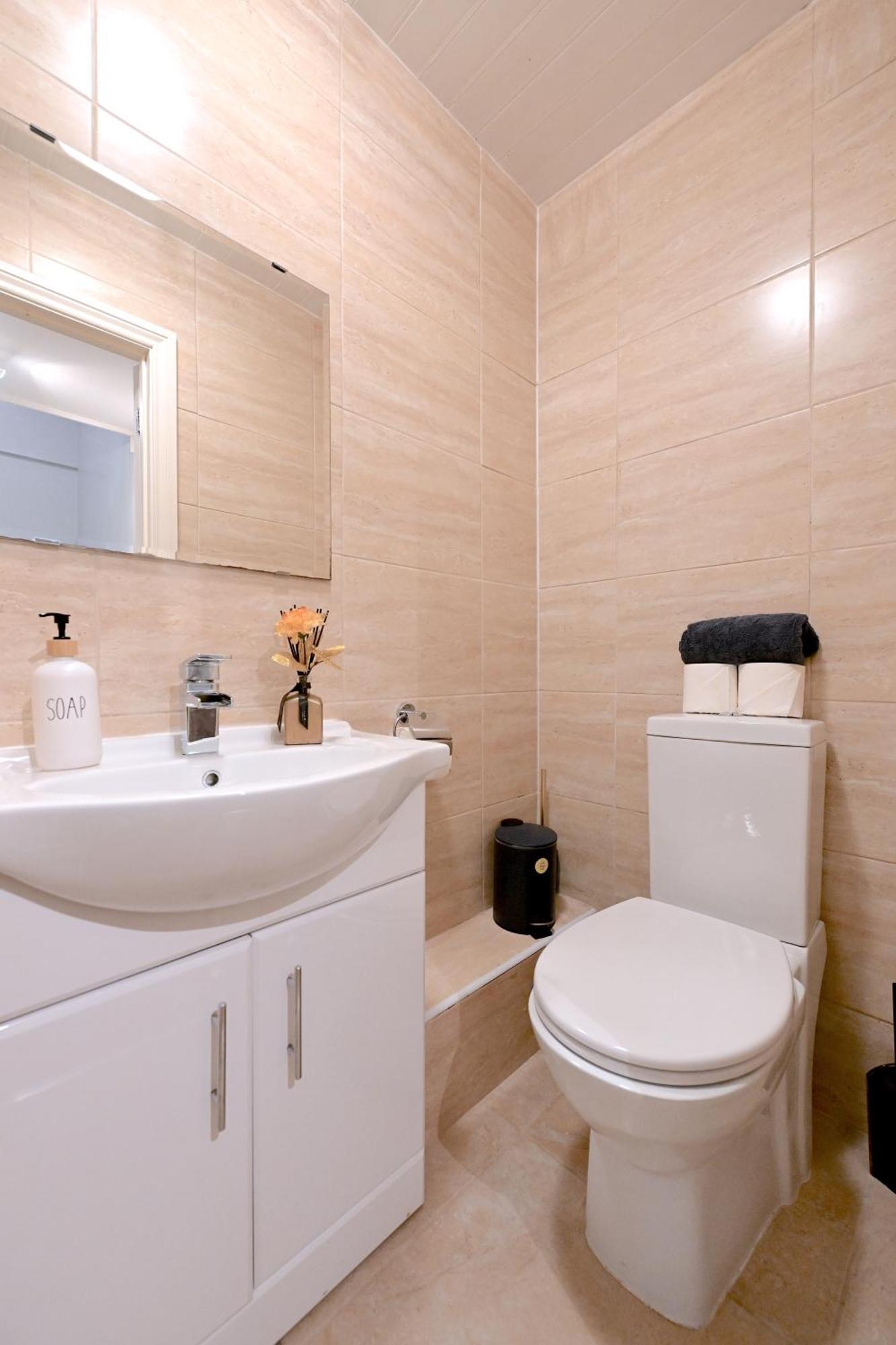 3 Bedroom House In Euston, Patio & Bbq Дом отдыха
